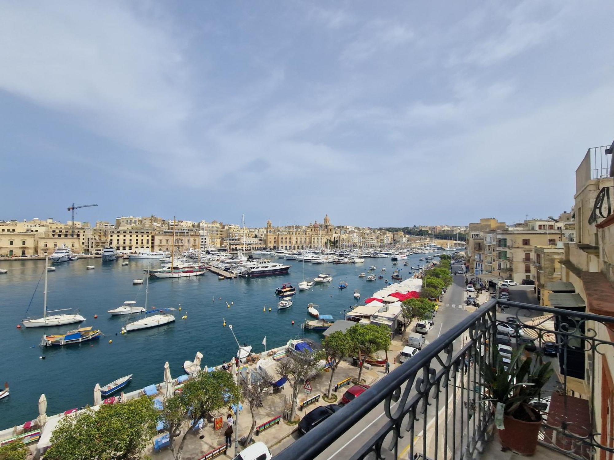 Korzo Suites Senglea Waterfront Ngoại thất bức ảnh